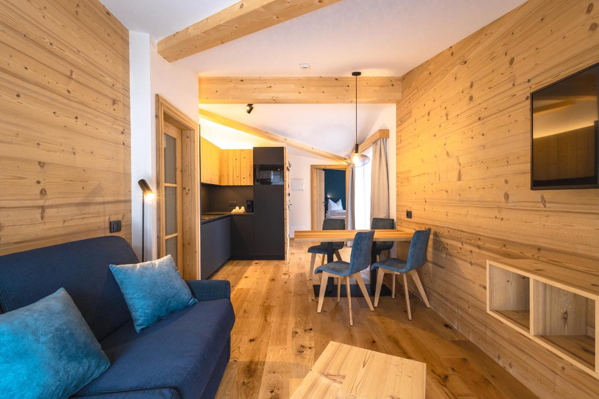 Deluxe Apartment,1499126617:JPEG