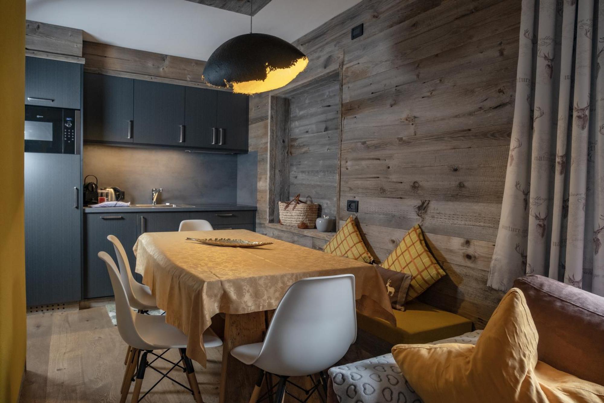 Superior Apartment
