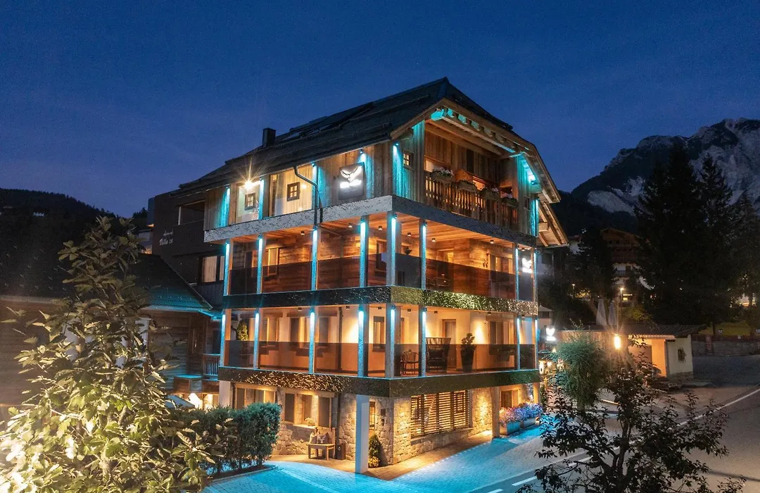 Alpine Refuge Villa Adler-1