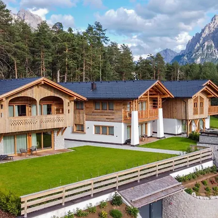 Les Ciases Chalets Dolomites-3