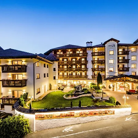 Almhof Hotel Call-3