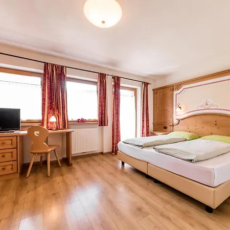 Garni Hotel Residence Diamant-2